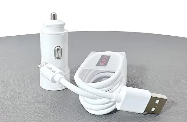 Mobigo Dual USB Fast Car Charger With Lightning Cable GO201T